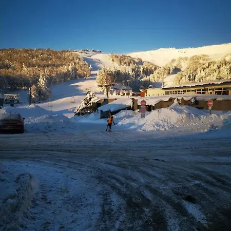Aux Pieds Des Pistes De Superbesse Apartment *