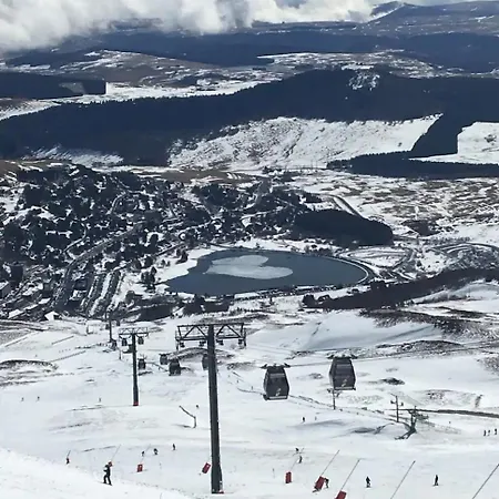 Aux Pieds Des Pistes De Superbesse Apartment Besse-et-Saint-Anastaise